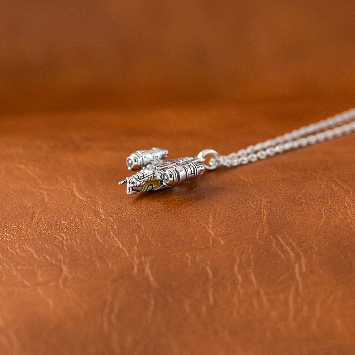 Star Wars x RockLove Razor Crest Sterling Silver Necklace - Image 6